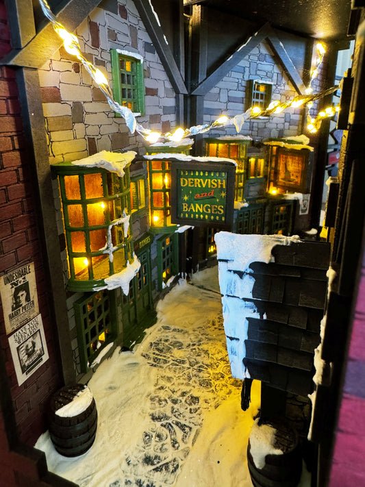 Harry Potter Hogsmeade Village Book Nook – Handcrafted Bookshelf Insert Decor