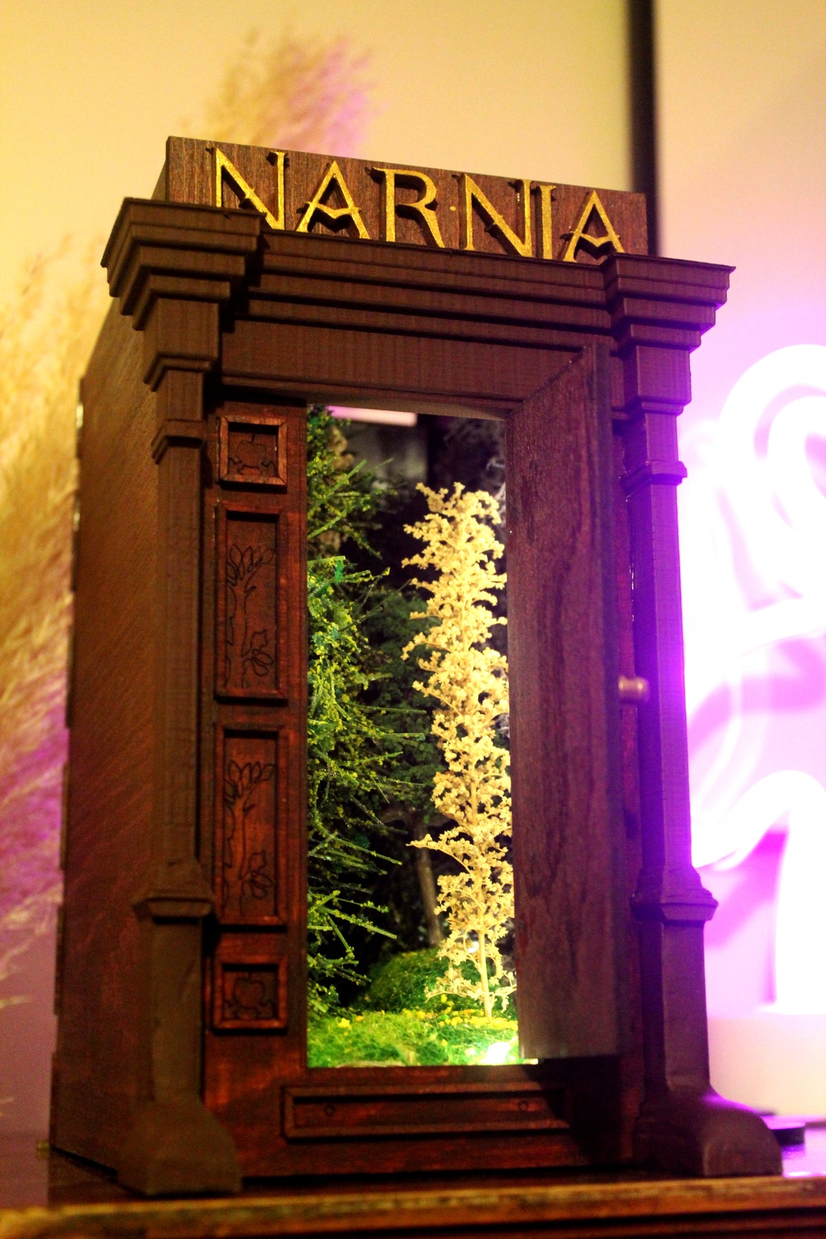 Narnia Book Nook – Handmade Magical Bookshelf Insert Home Decor