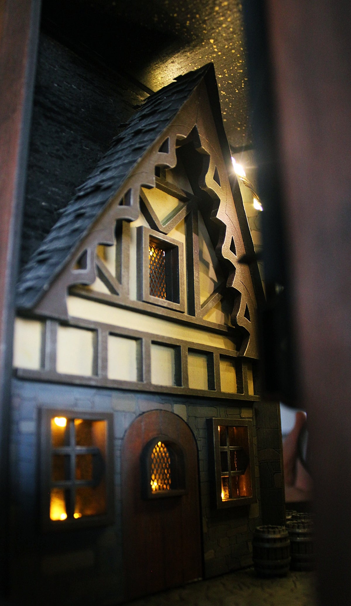 Lord of the Rings Book Nook – Handmade Prancing Pony Bookshelf Insert Decor