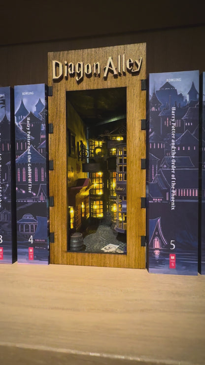 Harry Potter Diagon Alley Book Nook – Handmade Bookshelf Insert & Bookend